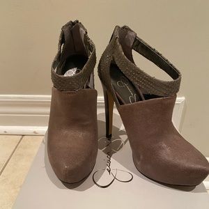 Brand new Jessica Simpson cut our platform bootie